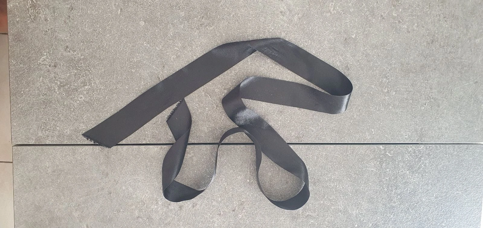 Satin black ribbon – photo 3